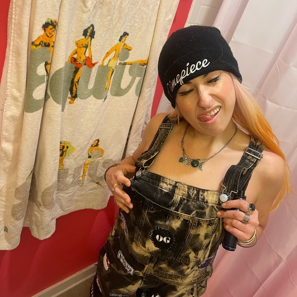 1960 vintage Levis completely customized. One of kind original pieces by OG. - Picture 6 of 6